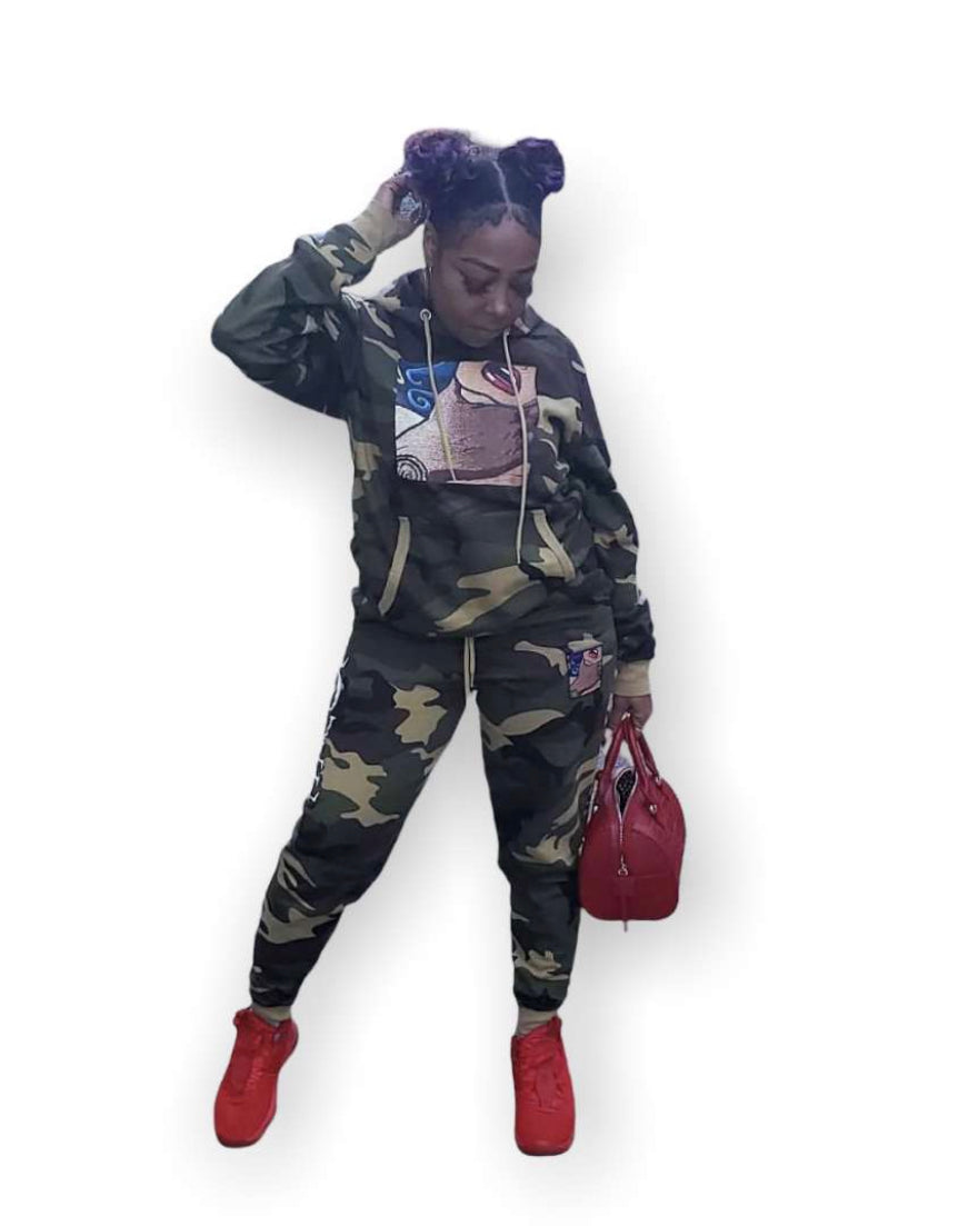 Camo LOVE Jogger Set